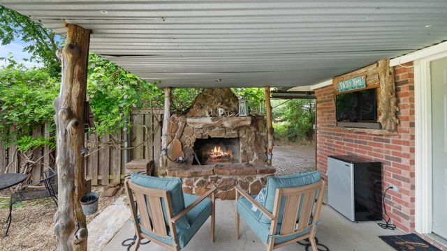 111 Vz County Road 3433, Wills Point, TX 75169