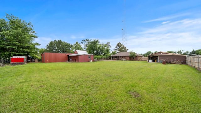 111 Vz County Road 3433, Wills Point, TX 75169