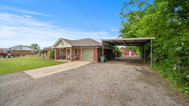 111 Vz County Road 3433, Wills Point, TX 75169