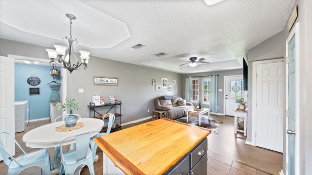 111 Vz County Road 3433, Wills Point, TX 75169