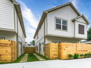 785 Fortune Street B, Houston, TX 77088