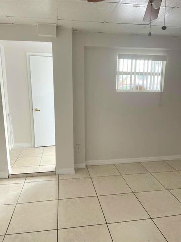 6500 SW 16th Court, Pompano Beach, FL 33068