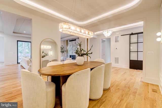 913 SYMPHONY CIR SW, Vienna, VA 22180