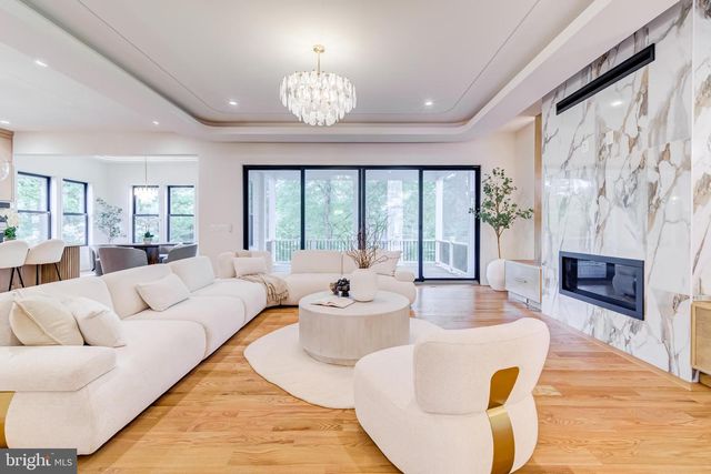 913 SYMPHONY CIR SW, Vienna, VA 22180