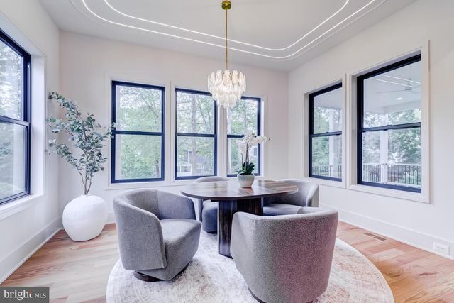 913 SYMPHONY CIR SW, Vienna, VA 22180