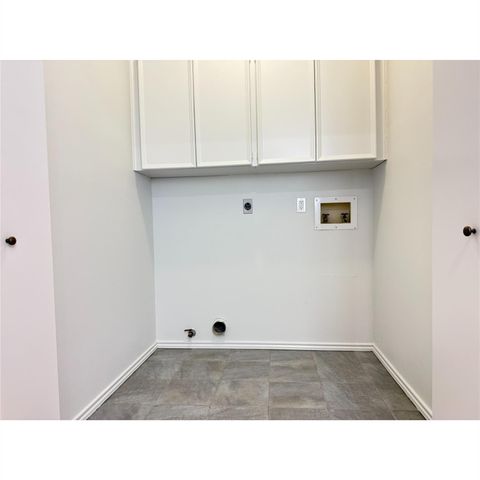 8006 Raintree PL, Austin, TX 78759