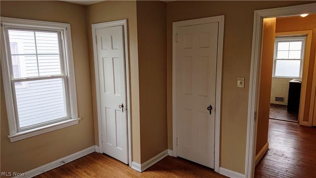 1158 Castleton Road, Cleveland Heights, OH 44121