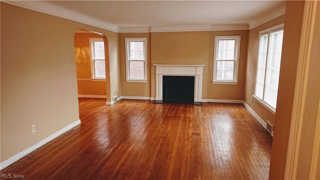 1158 Castleton Road, Cleveland Heights, OH 44121