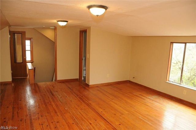 1158 Castleton Road, Cleveland Heights, OH 44121