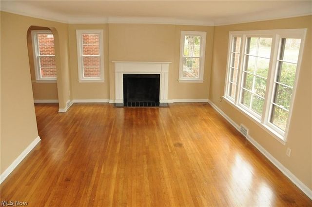 1158 Castleton Road, Cleveland Heights, OH 44121