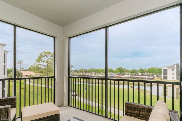 18461 COPPERHEAD CT N 431, Lehigh Acres, FL 33936