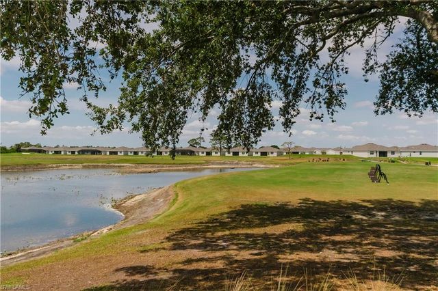 18461 COPPERHEAD CT N 431, Lehigh Acres, FL 33936