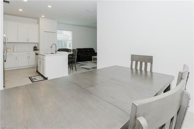 18461 COPPERHEAD CT N 431, Lehigh Acres, FL 33936