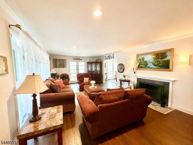 72 Foster Rd, Tenafly Boro, NJ 07670