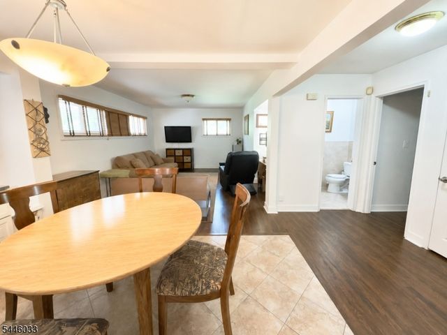 72 Foster Rd, Tenafly Boro, NJ 07670