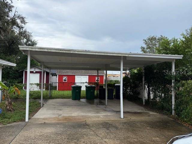 1009 E NORTH STREET, Tampa, FL 33604