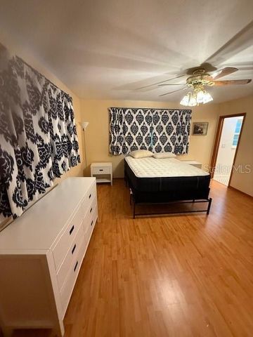 1009 E NORTH STREET, Tampa, FL 33604