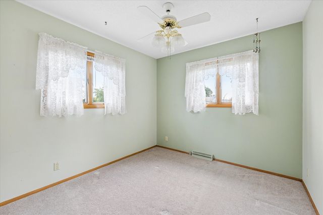 2923 Cypress Drive, Bettendorf, IA 52722