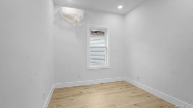 4219 Murdock Avenue, Bronx, NY 10466