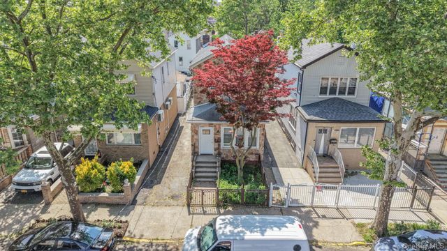 4219 Murdock Avenue, Bronx, NY 10466