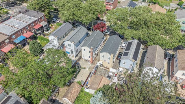 4219 Murdock Avenue, Bronx, NY 10466