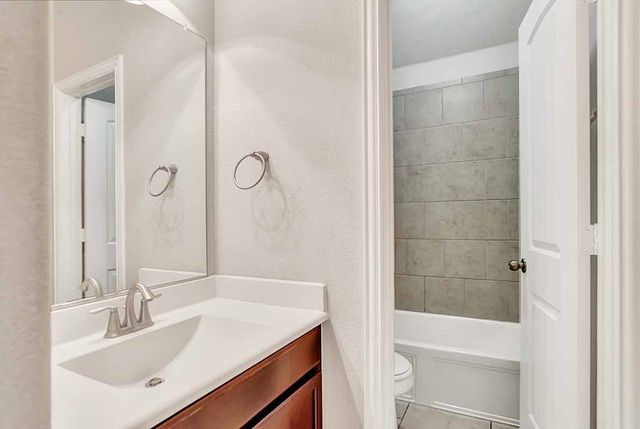 183 Balfour Drive, Fate, TX 75189