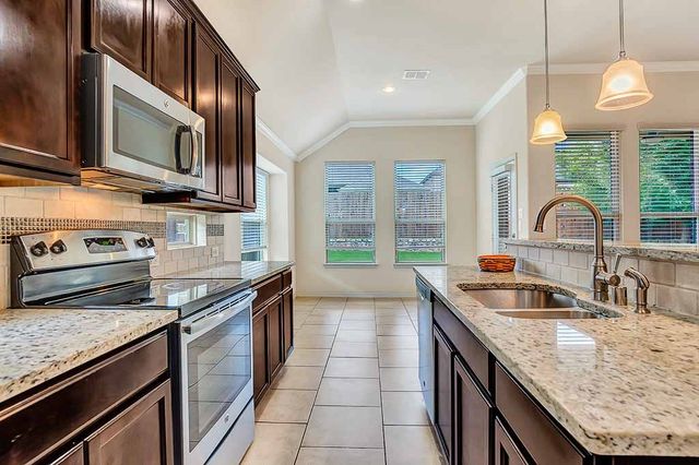 183 Balfour Drive, Fate, TX 75189