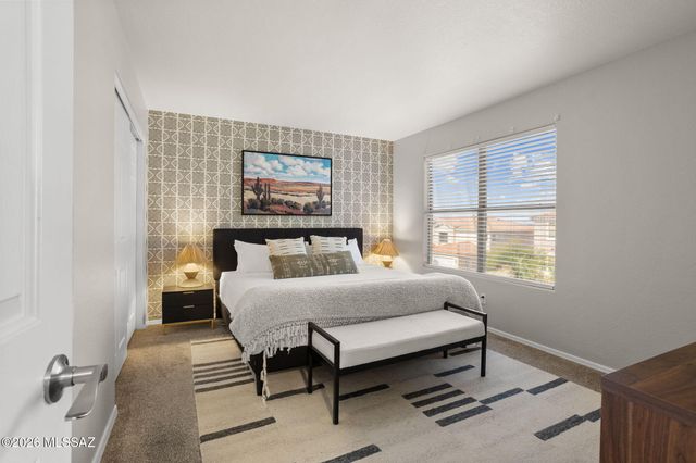 10196 N Nine Iron Drive, Tucson, AZ 85737