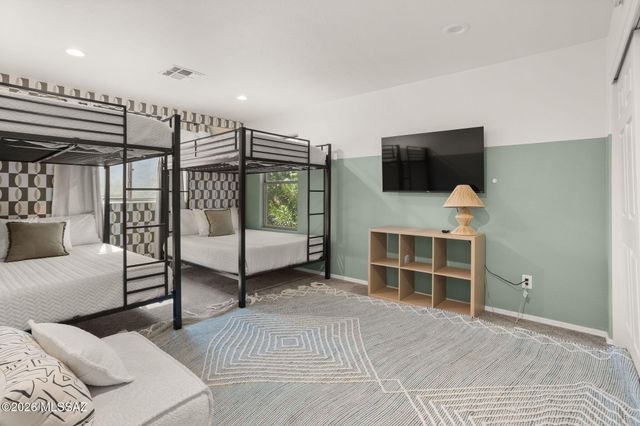 10196 N Nine Iron Drive, Tucson, AZ 85737
