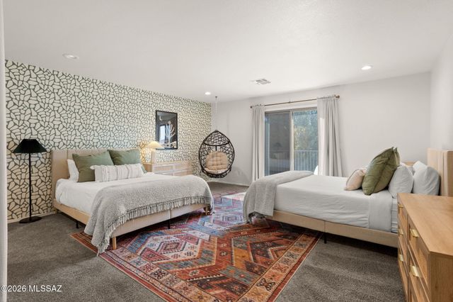 10196 N Nine Iron Drive, Tucson, AZ 85737
