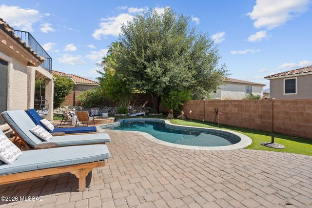 10196 N Nine Iron Drive, Tucson, AZ 85737
