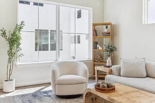 125 Eastwood Street, Houston, TX 77011