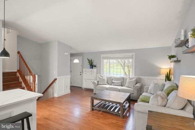 8282 MORNING DEW CT, Springfield, VA 22153