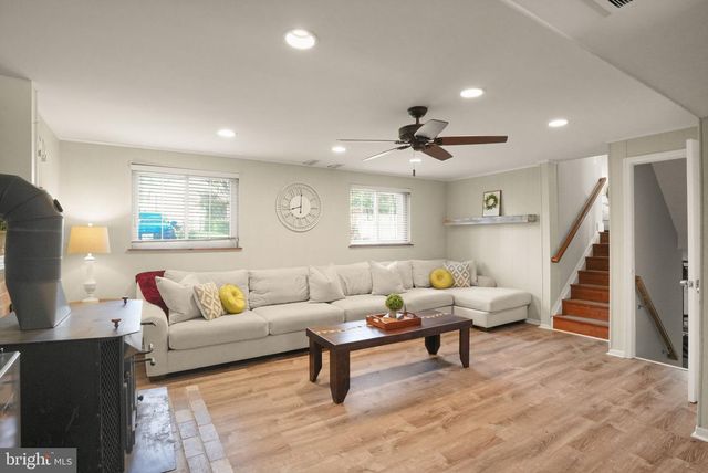 8282 MORNING DEW CT, Springfield, VA 22153