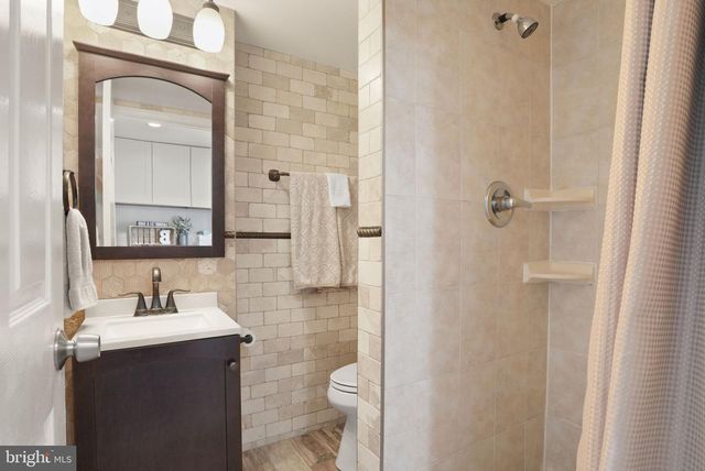 8282 MORNING DEW CT, Springfield, VA 22153