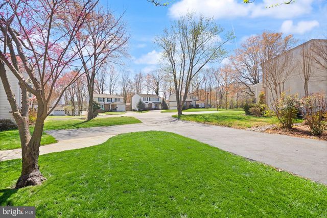 8282 MORNING DEW CT, Springfield, VA 22153