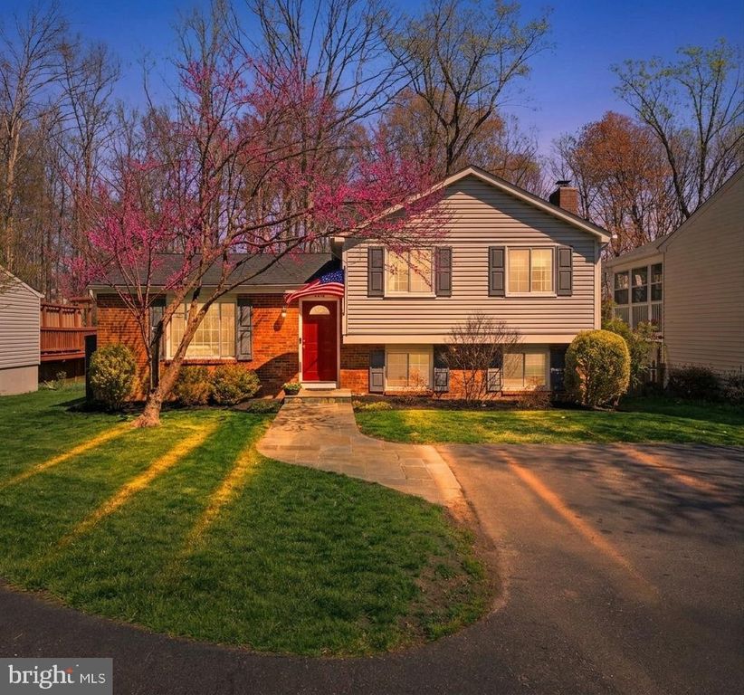 8282 MORNING DEW CT, Springfield, VA 22153