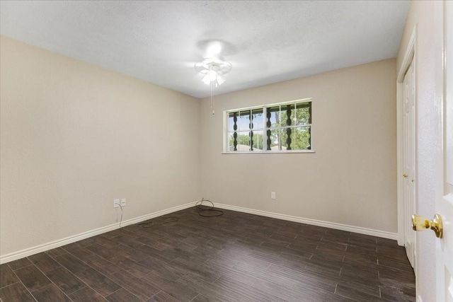 5003 Camden Lane, Pearland, TX 77584