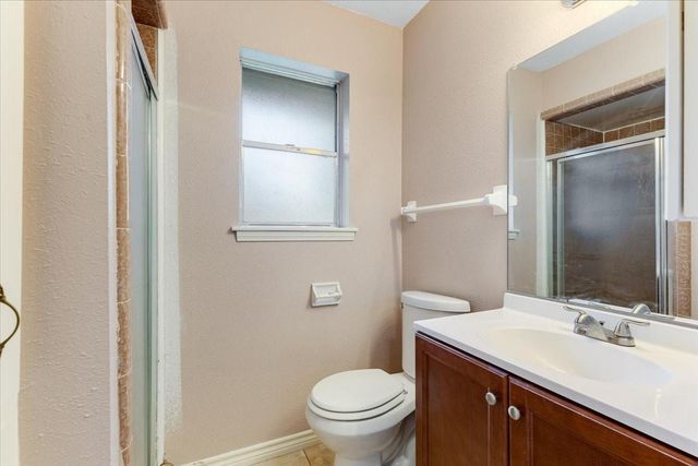 5003 Camden Lane, Pearland, TX 77584