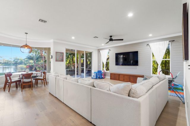 19434 Estuary Drive, Boca Raton, FL 33498