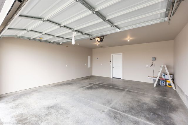 1006 Steptoe View Ln, Cheney, WA 99004