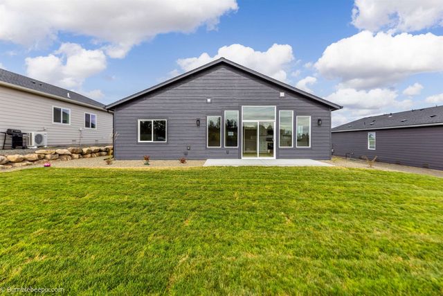 1006 Steptoe View Ln, Cheney, WA 99004