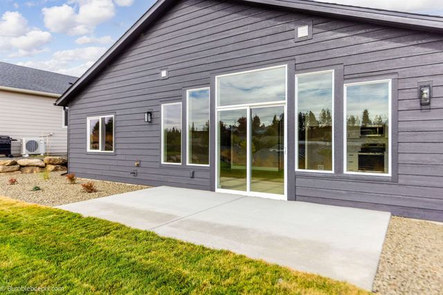 1006 Steptoe View Ln, Cheney, WA 99004