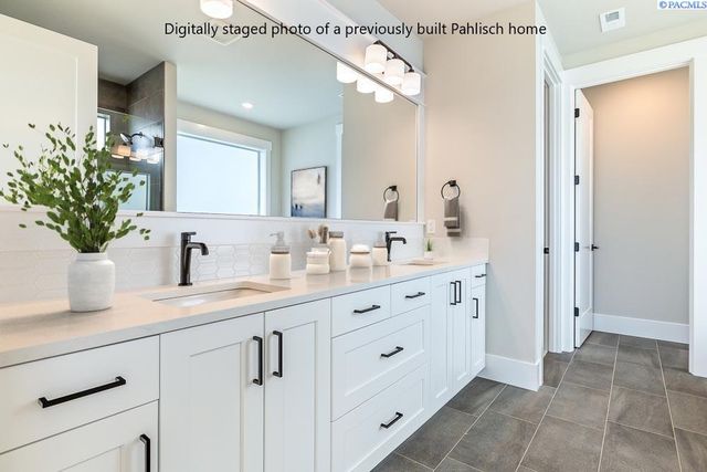 278 Epic Street, Richland, WA 99352