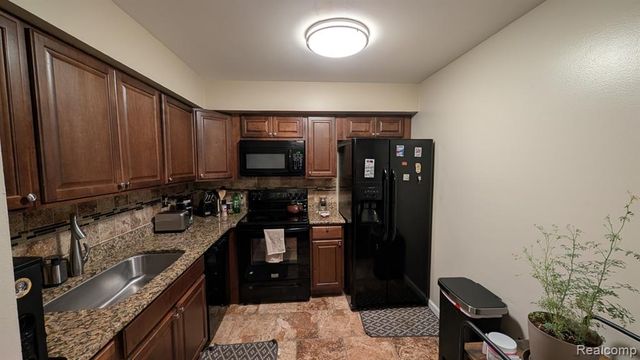 27181 Winchester Street, Brownstown, MI 48183