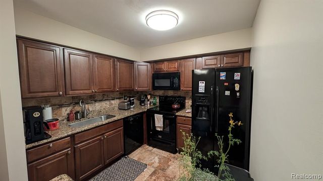 27181 Winchester Street, Brownstown, MI 48183