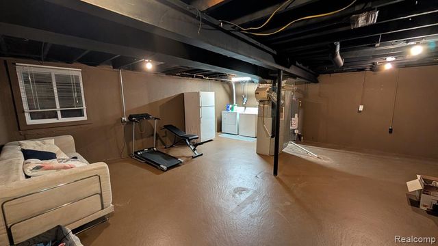 27181 Winchester Street, Brownstown, MI 48183