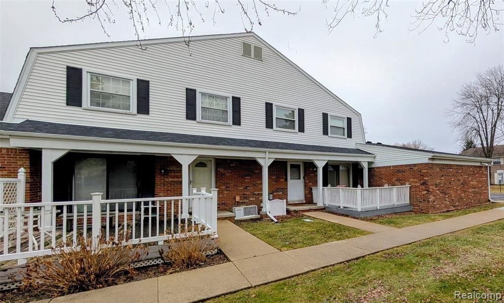 27181 Winchester Street, Brownstown, MI 48183