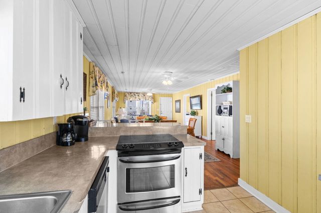 1202 S Ocean Blvd., North Myrtle Beach, SC 29582