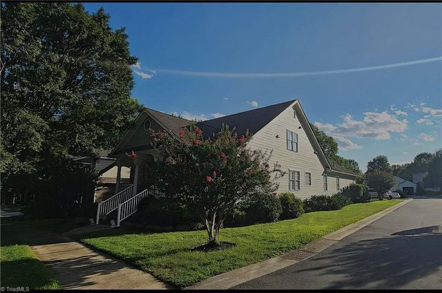 109 Rosewalk Lane, Advance, NC 27006